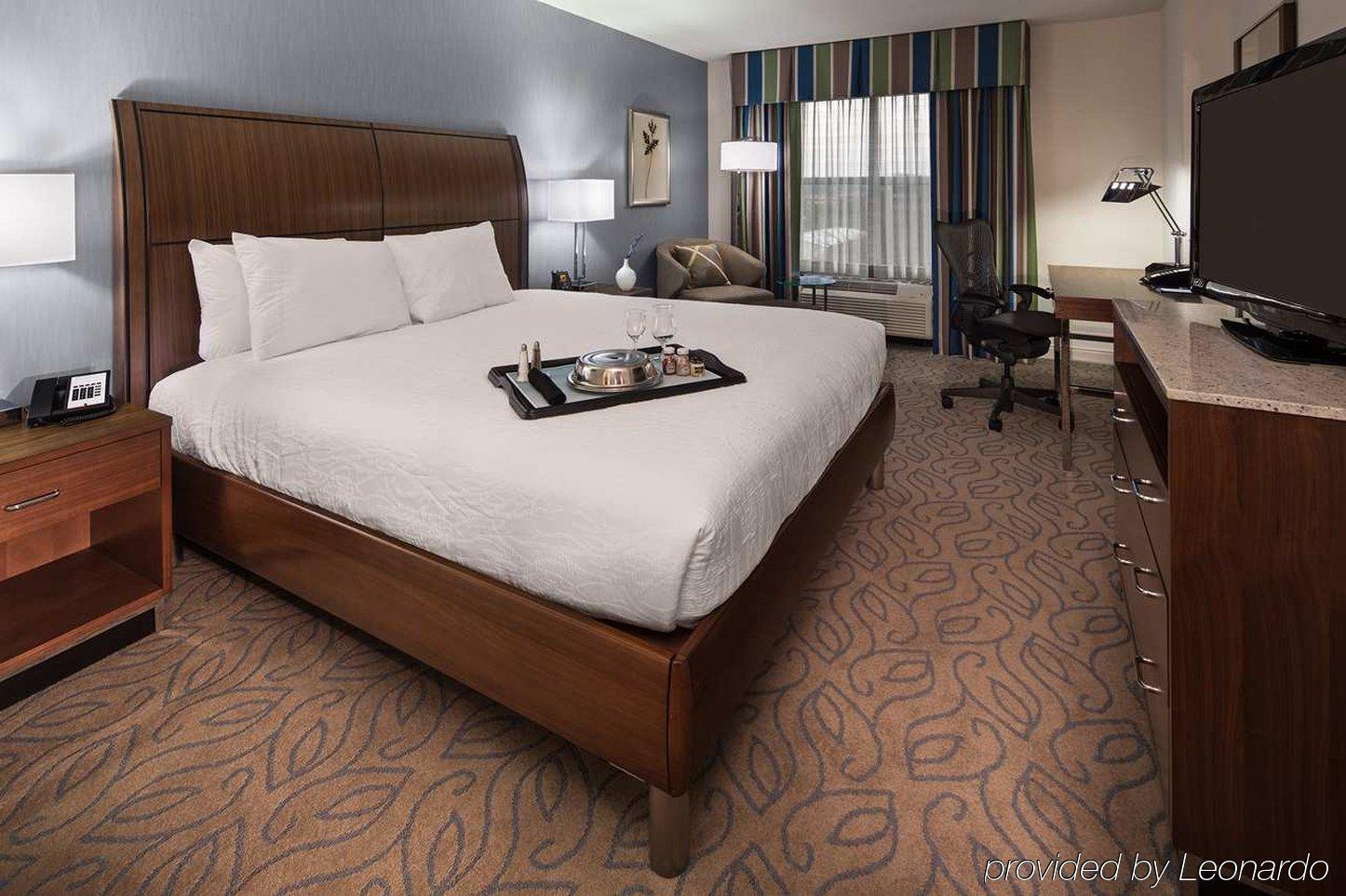 Homewood Suites Atlanta Midtown Exterior photo